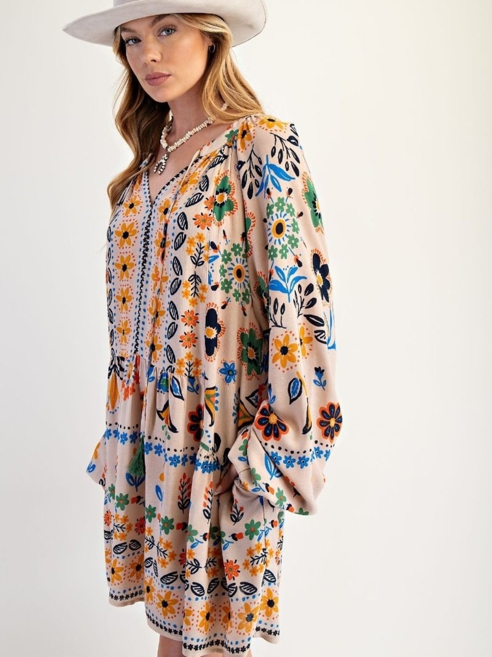 P4-0908Easel Fall Tapestry Floral Beige Midi Dress - Picture 2 of 5